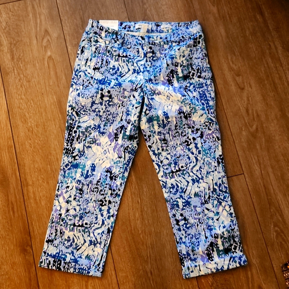 Nine West Chrystie Capri Size 6